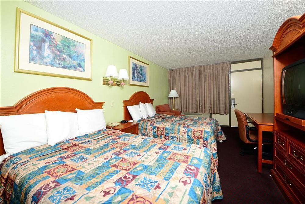 Americas Best Value Inn-Nashville/Airport South Phòng bức ảnh