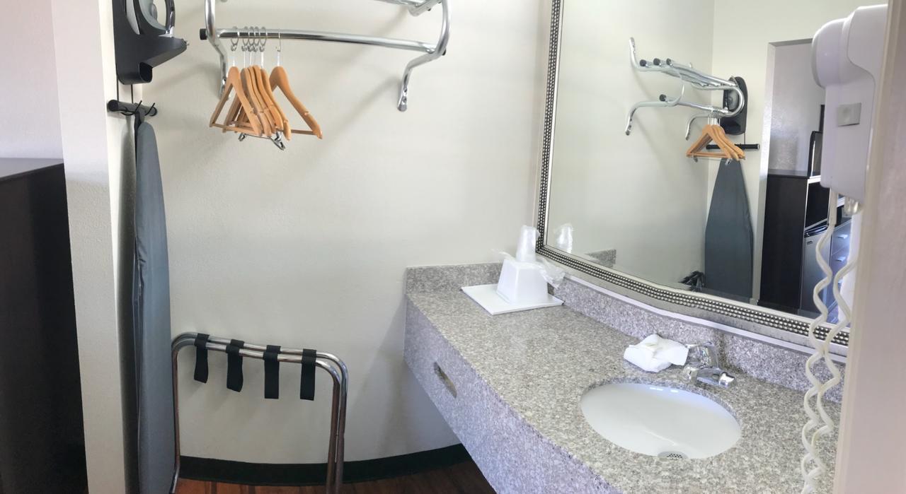 Americas Best Value Inn-Nashville/Airport South Ngoại thất bức ảnh