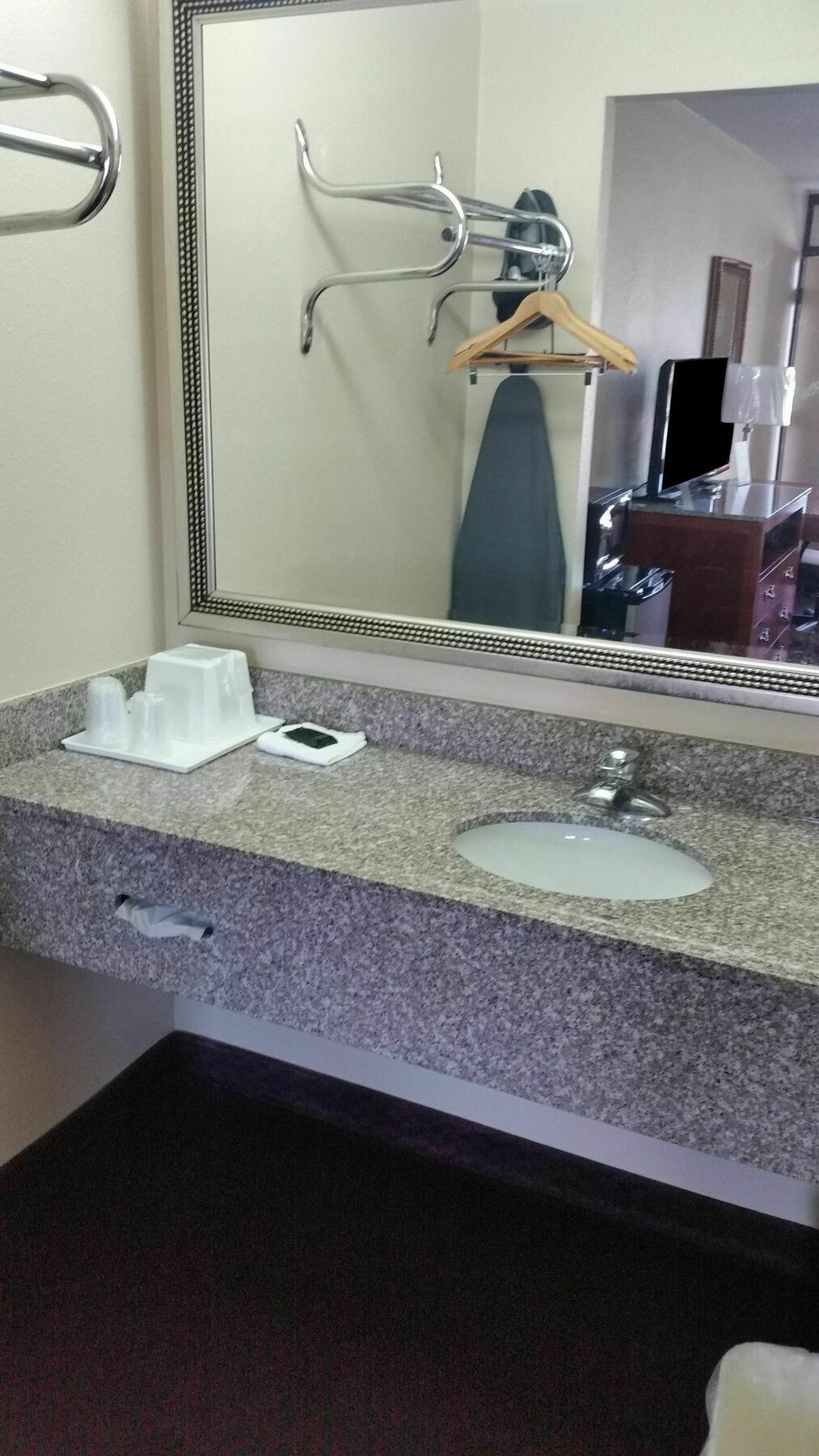 Americas Best Value Inn-Nashville/Airport South Ngoại thất bức ảnh